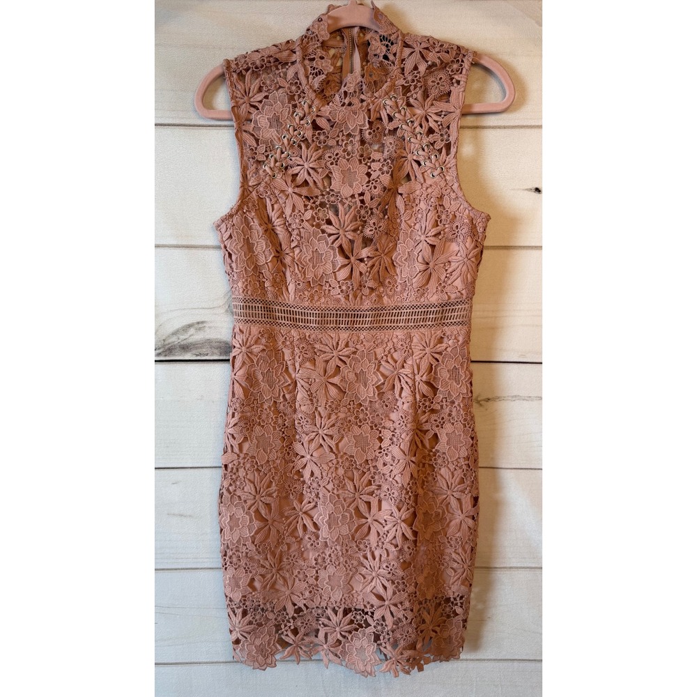 Bardot Women Pink Floral Guipure Lace Sleeveless Mini Dress High Neck Size 6 S